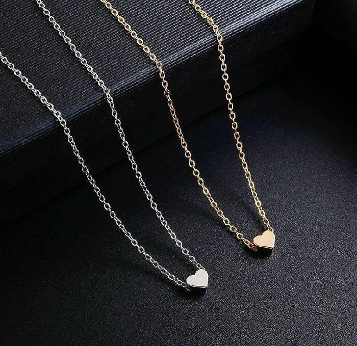Minimalist Heart Pendant Necklace