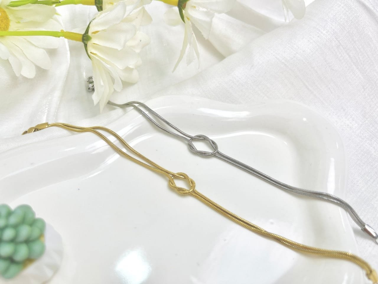 Eternal Bond Knot Friendship Bracelets