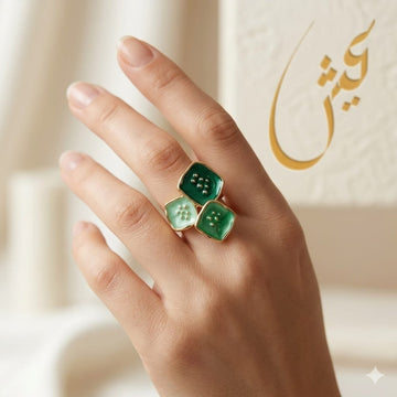 Trio Blossom Emerald &amp; Mint Green Enamel Gold Ring