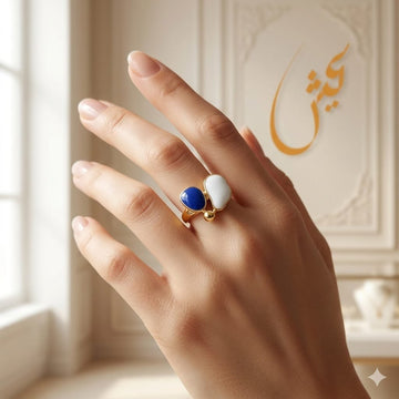 Abstract Pebble Royal Blue &amp; Pearl White Enamel Gold Ring