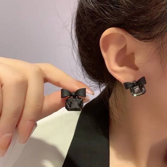 Cute Bow Crystal Statement Earrings