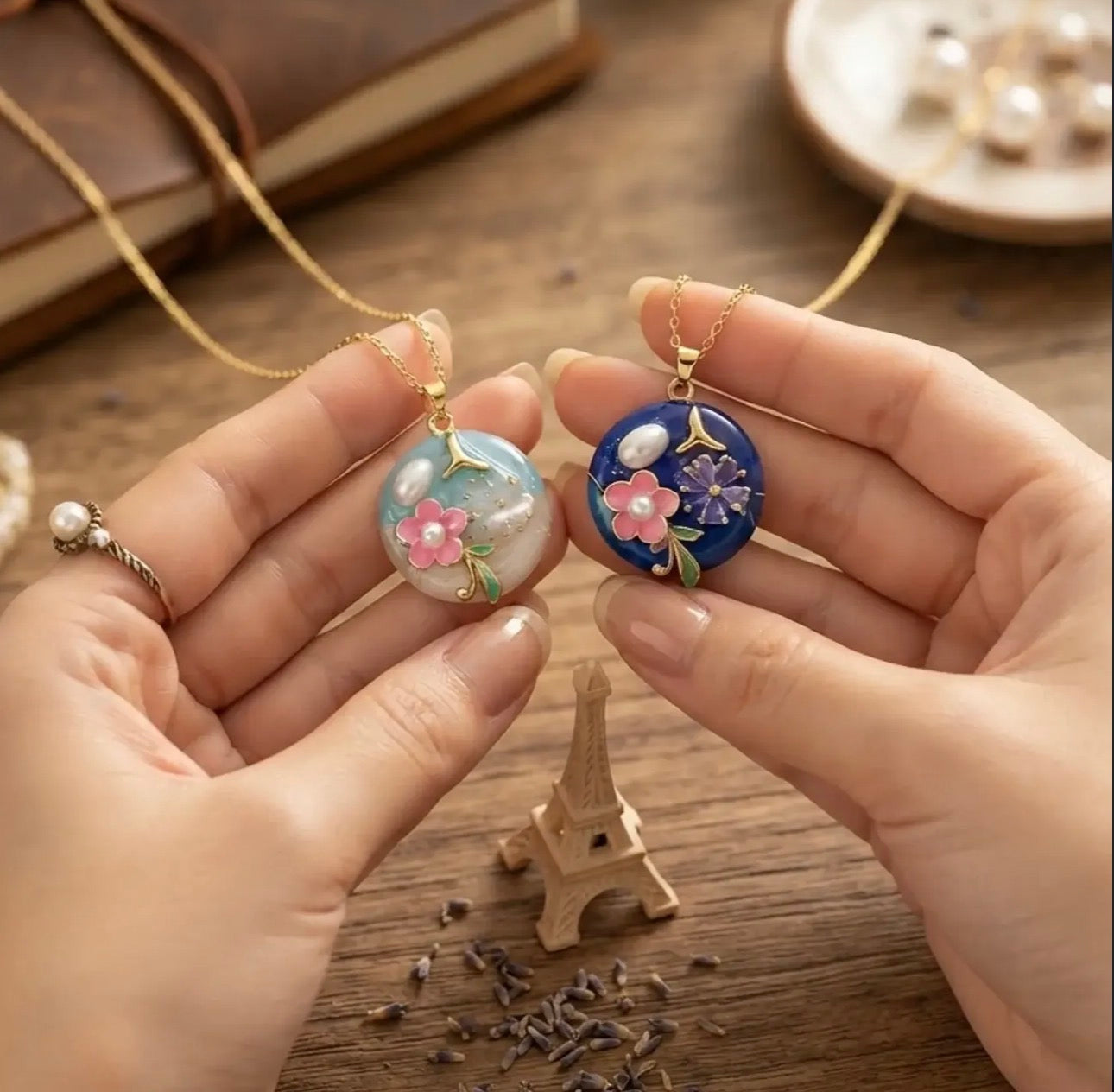 Floral Pearl Pendant Necklace