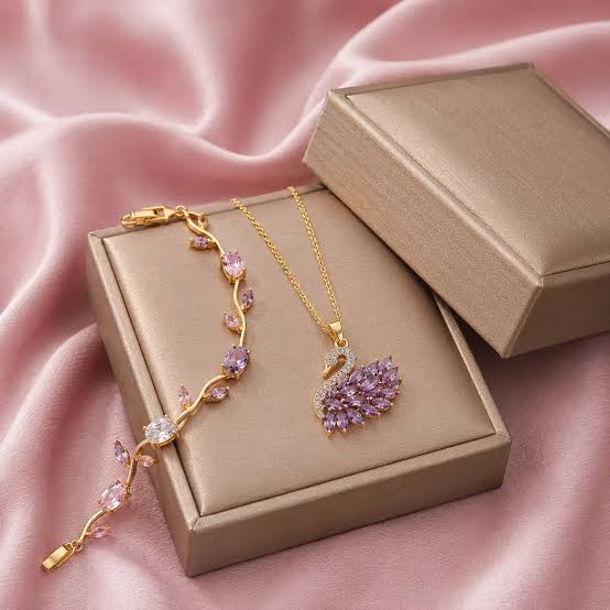 Swan Pendant Necklace
