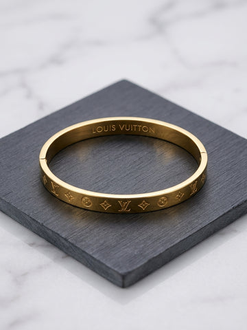 Classic Engraved Bracelet