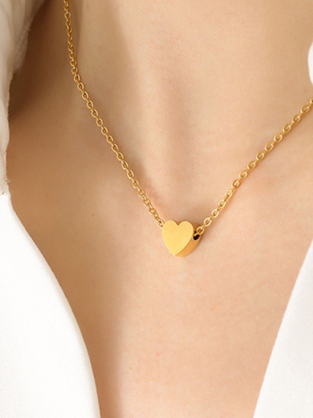 Gold Heart Pendant Necklace