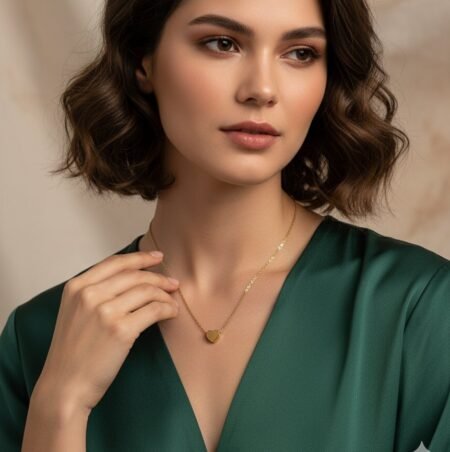 Minimalist Heart Pendant Necklace