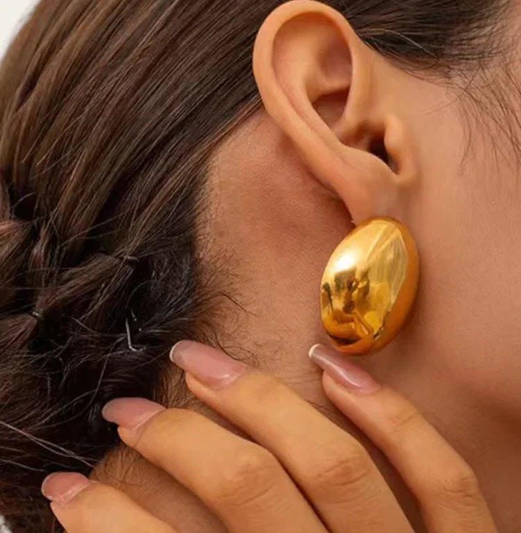 Solar Bloom – Statement Stud Earrings